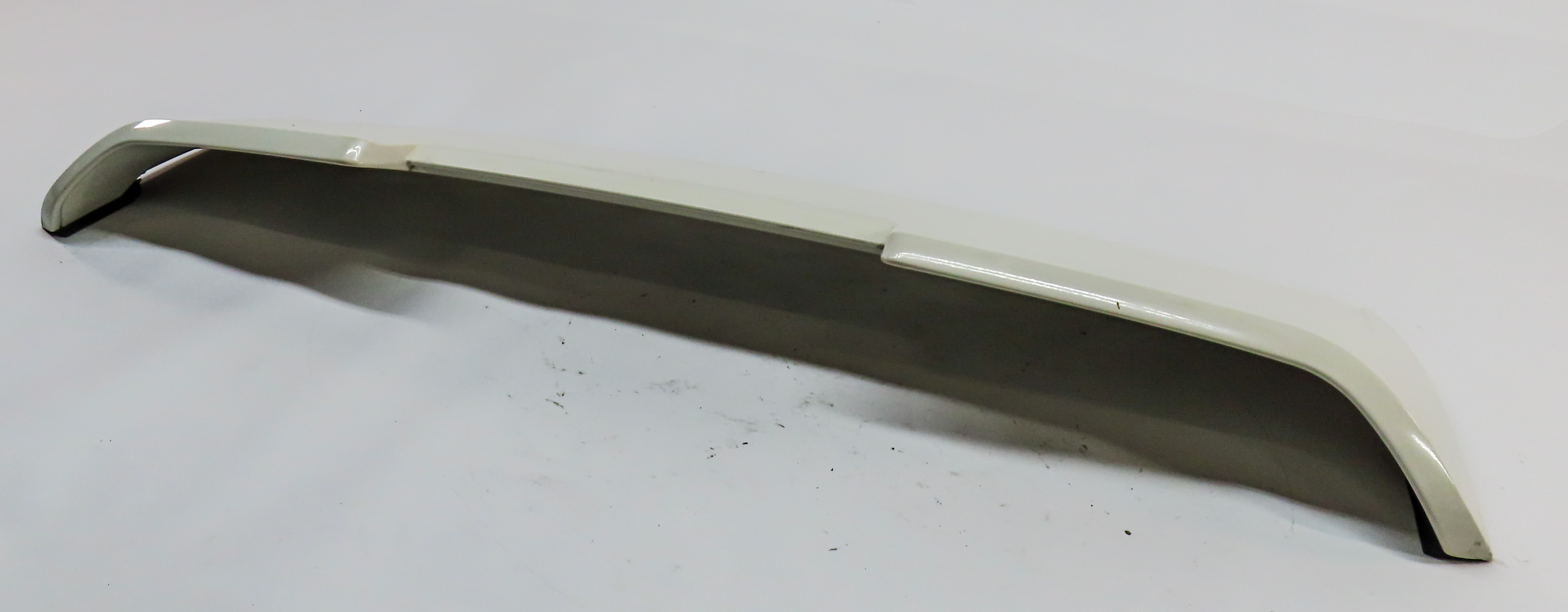 2005-2010 PORSCHE CAYENNE (955 957) REAR HATCH TRUNK SPOILER WING COVER (White) — exact item pictured